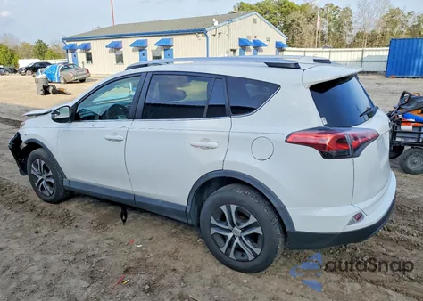 2016 Toyota Rav4 Le z USA, uszkodzony, nr VIN 2T3ZFREV6GW311663